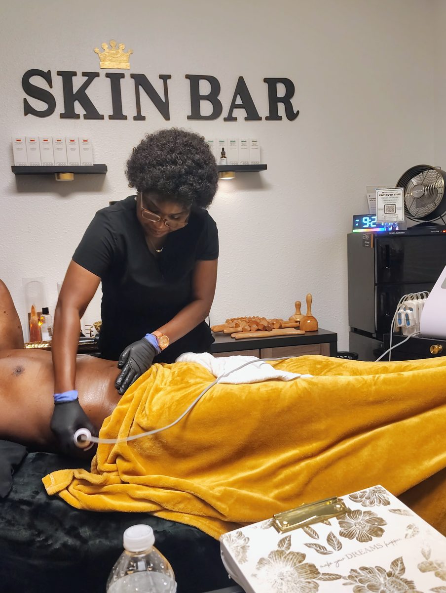 Body-contouring treatment at the CryoEmpress Wellness studio